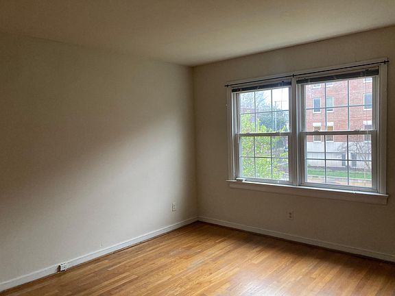 4th image of 2602 Grove Ave APT 2
