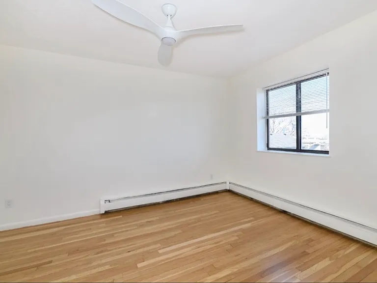 205 Hillside St #4 — Photo 5