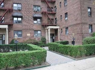 14710 84th Ave, Briarwood, NY 11435