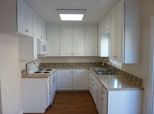 17210 Yukon Ave APT 3, Torrance, CA 90504