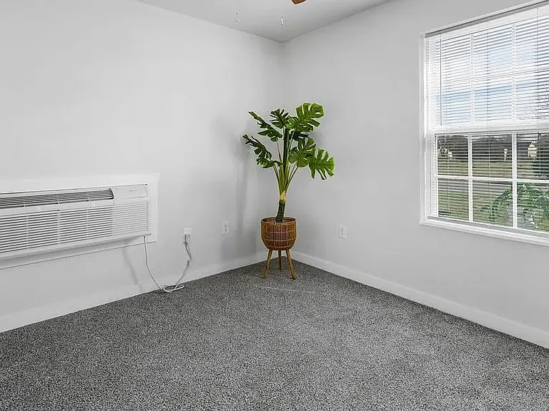2115 NW Pollard Ave — Photo 6