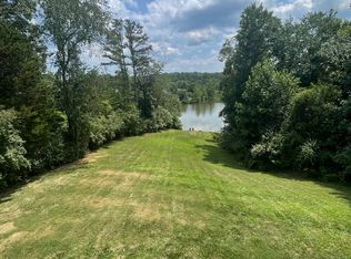 462 W Daffodil Rd, Ruckersville, VA 22968