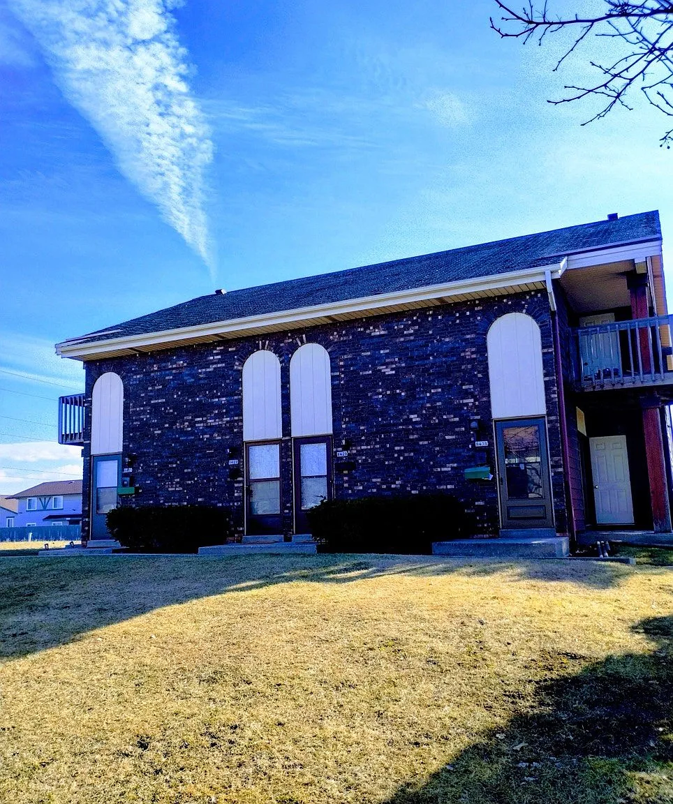 2 bed, 1018 sqft, $1,475 — Photo 2