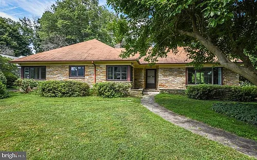 8104 Heacock Ln Photo 1