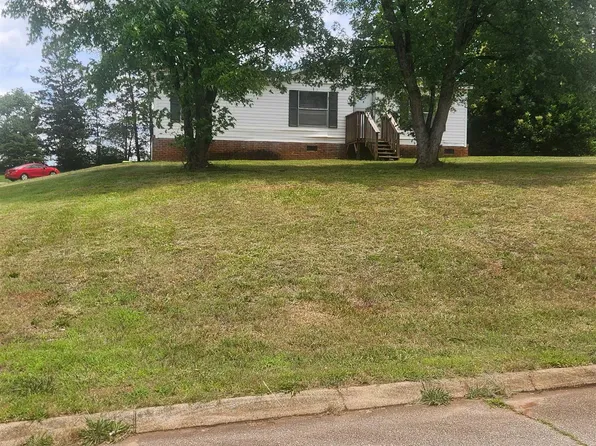 124 Saxon Dr, Piedmont, SC 29673