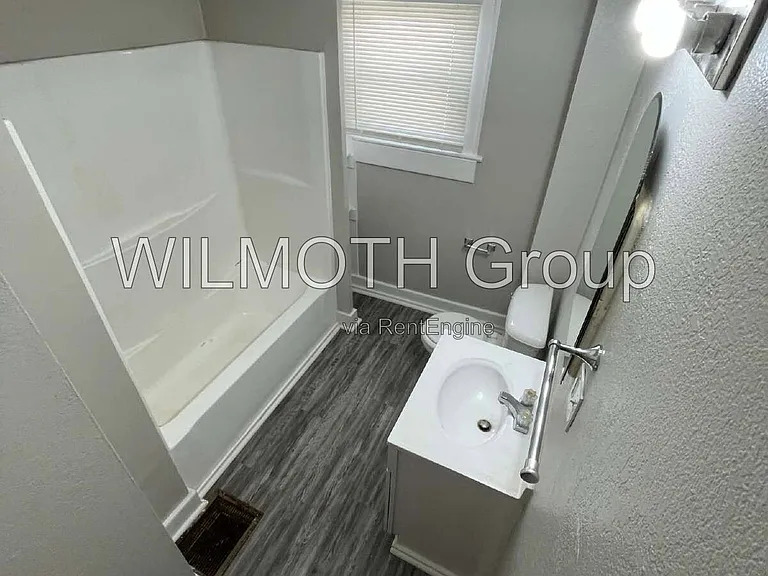 2733 N Lasalle St — Photo 15