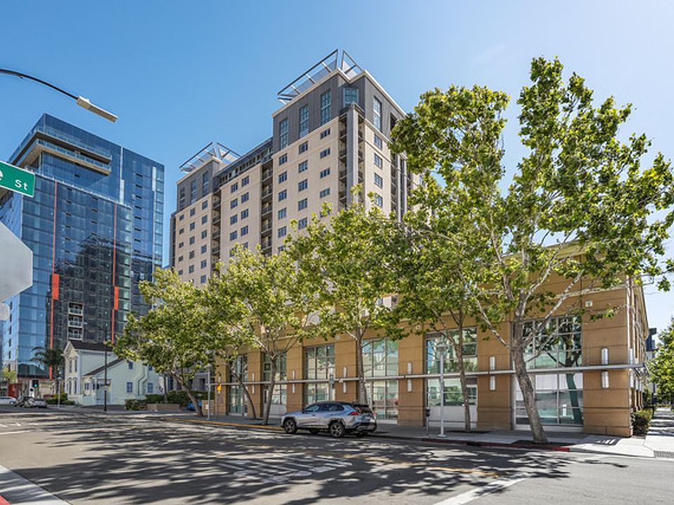 1st image of 175 W Saint James St Unit 1006