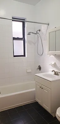 Rented by R New York | media 4