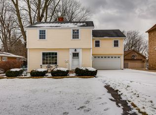 58 S Chase Ave, Lombard, IL 60148