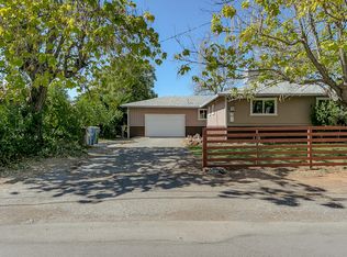 2840 Reservoir Ln, Redding, CA 96002