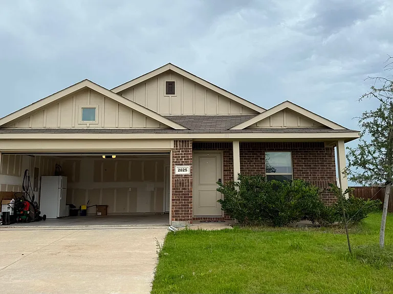 2825 Watchpoint Rd — Photo 1