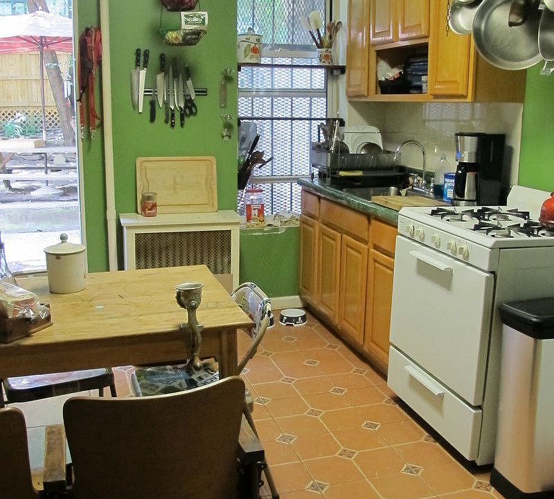 1st image of 300 Ellery St #1R