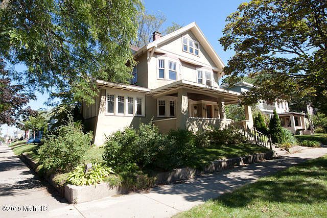 1st image of 501 Crescent St NE