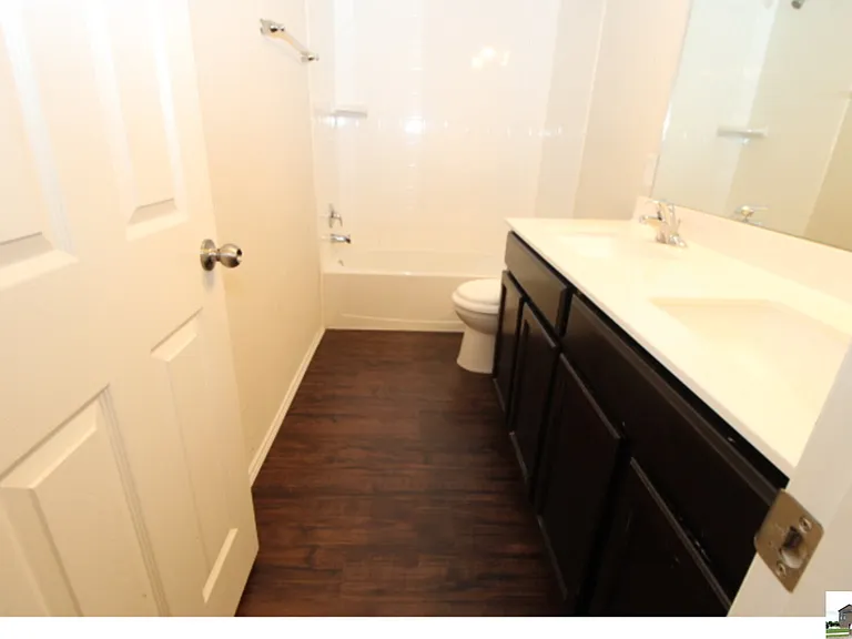 1202 Stonewall Rdg — Photo 36