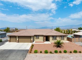 800 E Jaybird St, Pahrump, NV 89048