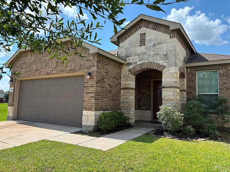6703 Cortenridge Ln — Photo 2