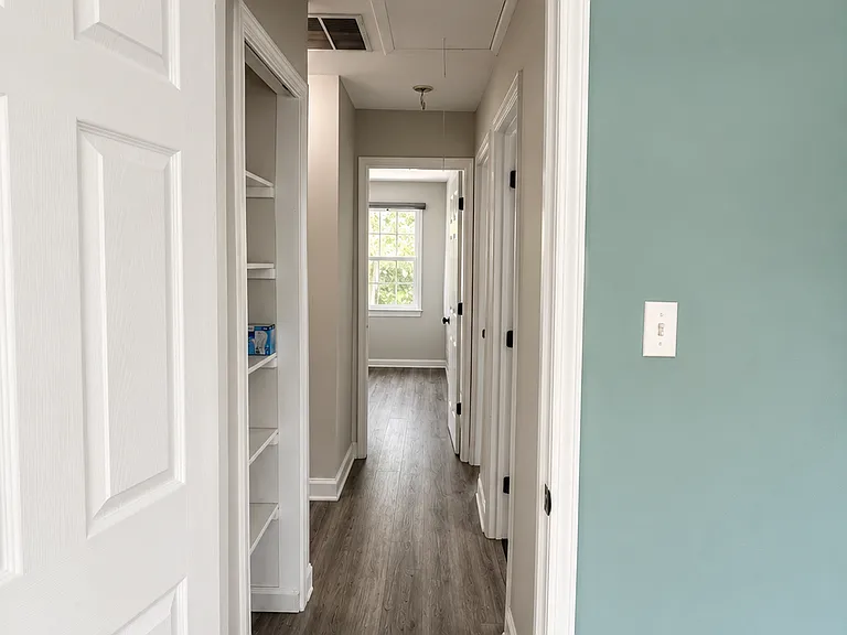 35 Vienna Ct — Photo 9