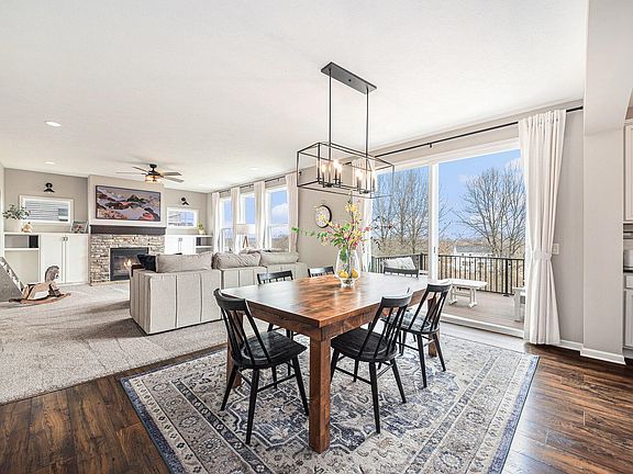 4th image of 534 Park Place Dr NE
