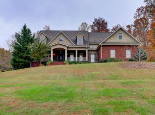 2600 Paw Paw Plains Rd, Lenoir City, TN 37771