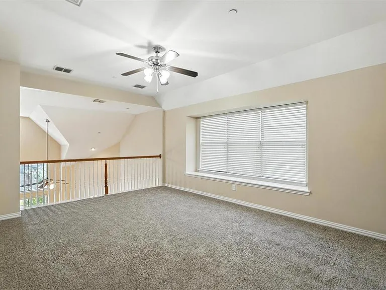 2101 Broadstone Dr — Photo 20