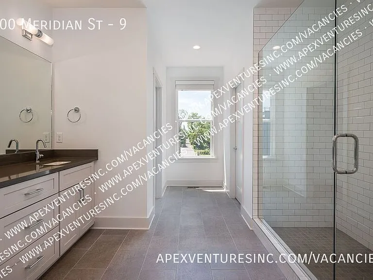 900 Meridian St #9 — Photo 10