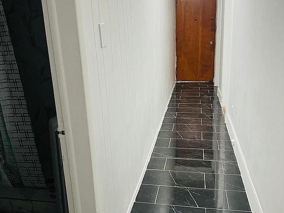 4th image of 132 Highland Ave