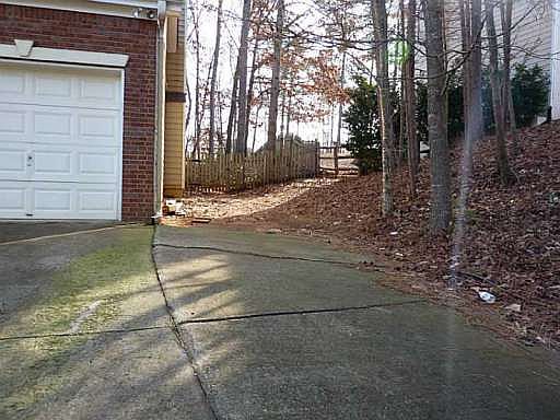 3rd image of 2135 Summerchase Dr