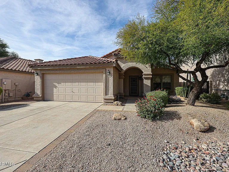26224 N 40th Pl — Photo 3