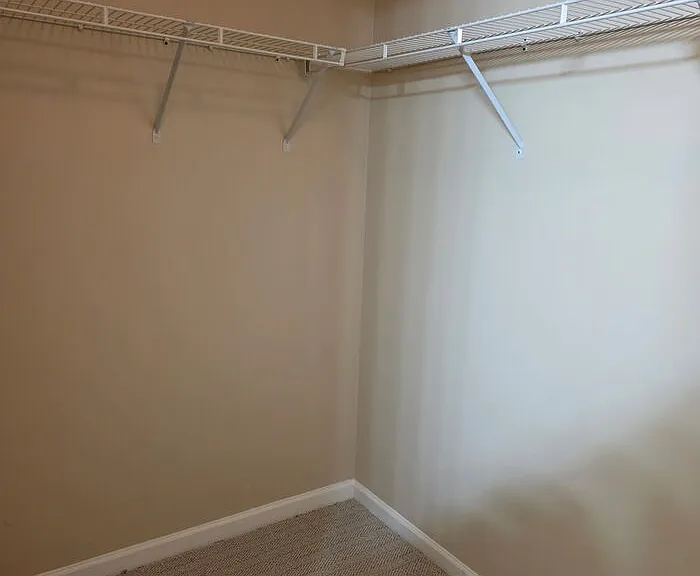 215 Colser Dr — Photo 8