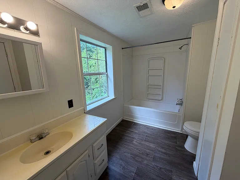 108 Miller Ave #B — Photo 2