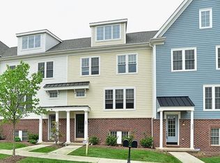 202 Venango Trl, Mars, PA 16046