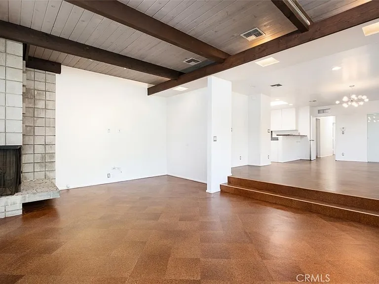 3946 Alta Mesa Dr — Photo 7