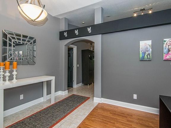 3rd image of 616 Berry Bramble Dr