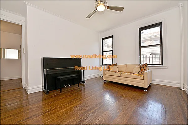 Sold by Rossi Living | media 13