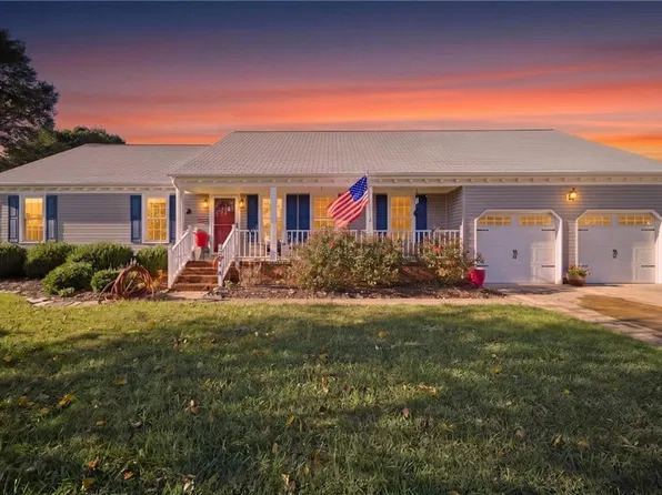 3616 Riverwood Cres, Chesapeake, VA 23322