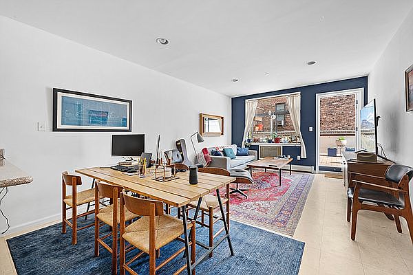 1st image of 300 Broome St APT 3R