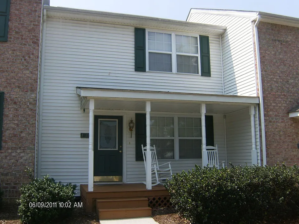 1418 Scott St