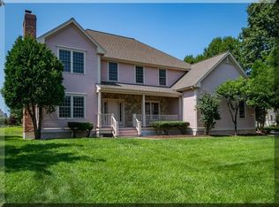 29 Stirling St, Andover, MA 01810