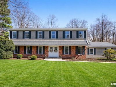 11 Osborne Ct, Mahwah, NJ, 07430