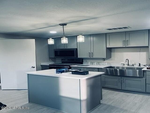 1st image of 2471 FERNSIDE Road