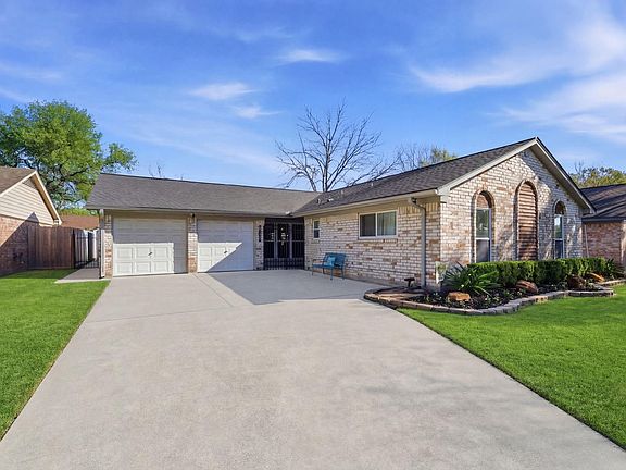 4th image of 9626 Colleen Rd