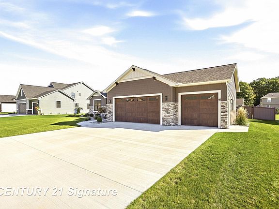 2nd image of 8836 Copper Ct