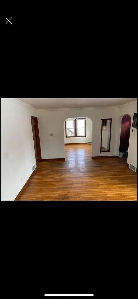 2 bed, 1100 sqft, $1,550 — Photo 3