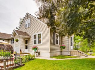 2001 William St, Roseville, MN 55113