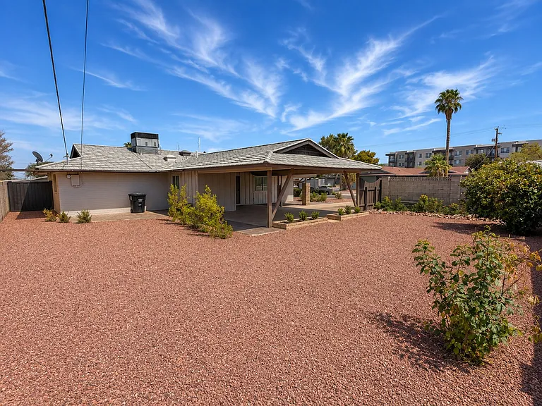 6522 E Palm Ln — Photo 4