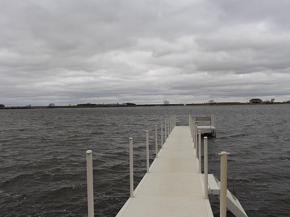 3rd image of 34715 Island View Ln