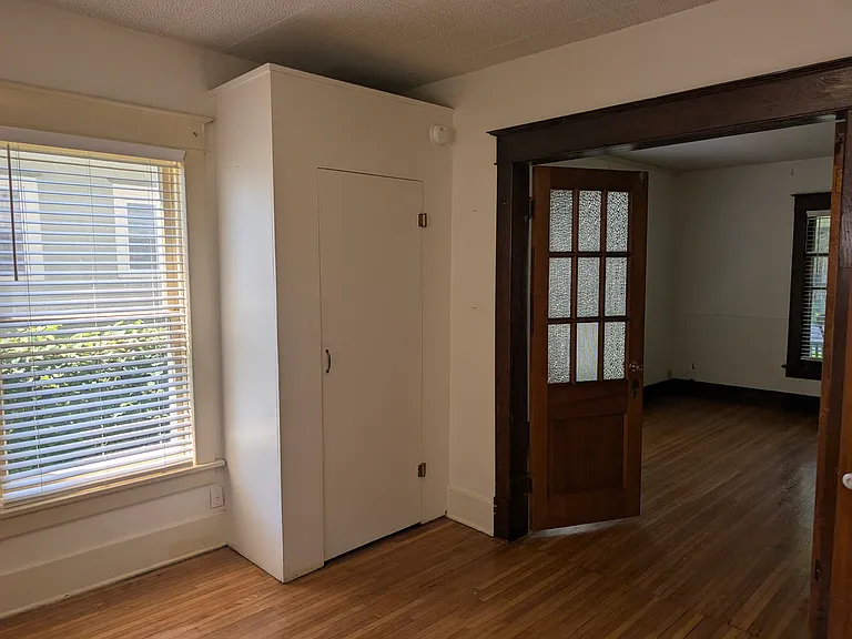 1524 S 24th St #1 — Photo 8