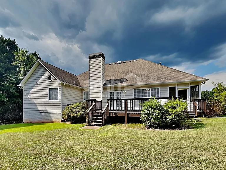 154 Acadian Dr — Photo 21