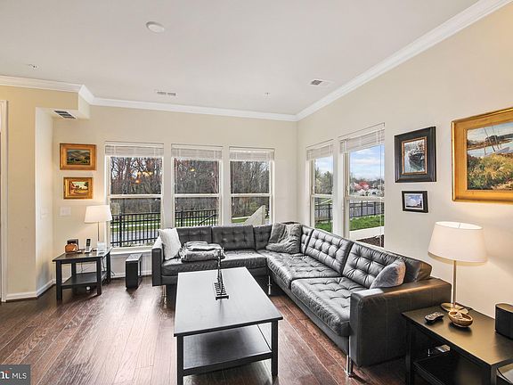 4th image of 142 Copley Cir #23-A