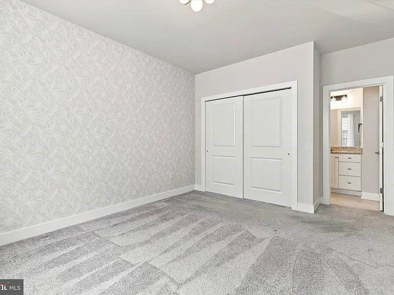 115 King St #A — Photo 12
